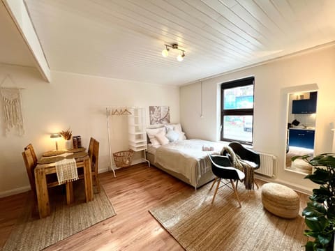 Bed, Living room, Dining area