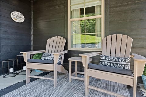 Twilight House at Kowaliga Bay House in Lake Martin