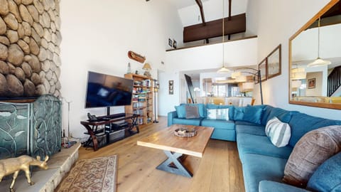 Bridges #308 condo Apartment in Mammoth Lakes