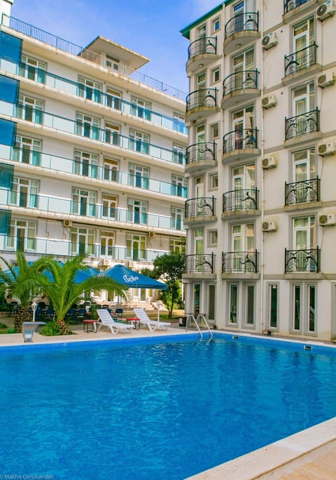 Property building, Swimming pool
