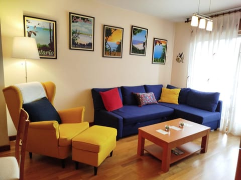 TV and multimedia, Living room, Lounge or bar, internet, internet, internet