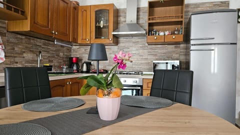 Al BORGO costermano sul garda via pertica 8A Apartment in Lake Garda