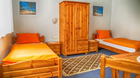 Bed, Photo of the whole room, wardrobe
