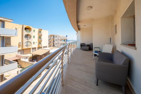 Property building, Patio, View (from property/room), Balcony/Terrace