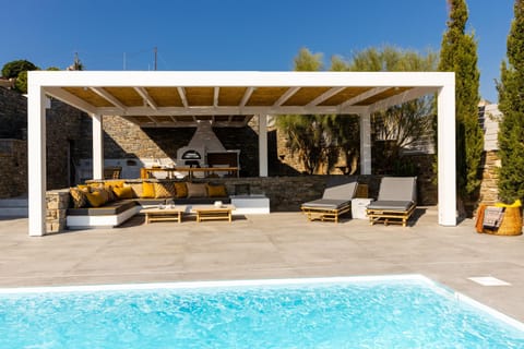 Near Parikia - 4BR Villa with Pool & View - Mirabilia Villa in Paros, Greece