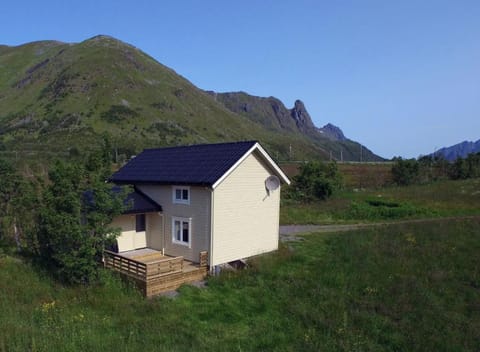 Charming house by the sea, Lofoten! House in Lofoten