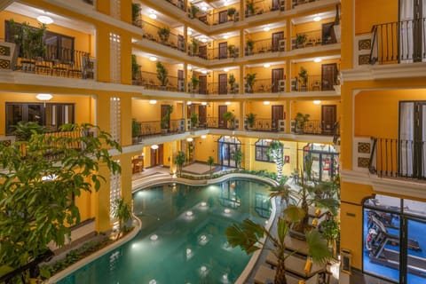 Night, Swimming pool