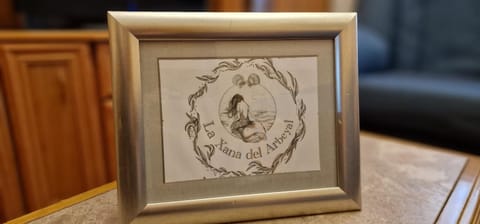 Logo/Certificate/Sign, Logo/Certificate/Sign