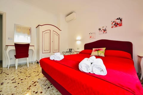 Floral Holiday Apartment in Minori