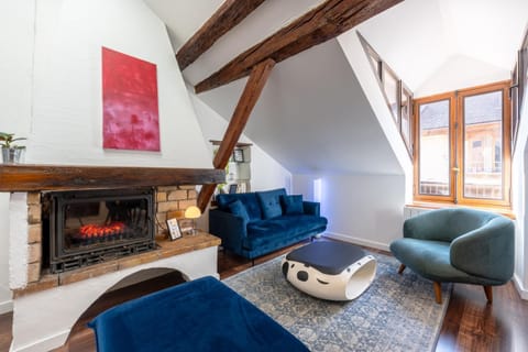 Sous Les Toits d'Annecy, un appartement irrésistible pour 1 à 6 personnes en plein coeur de ville Apartment in Annecy