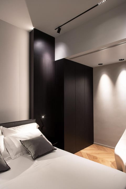 Bedroom, wardrobe