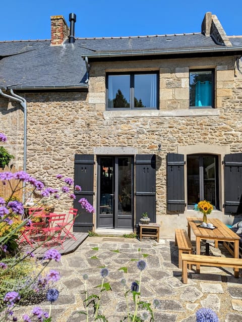 Quartier Saint-Enogat maison de charme proche des plages House in Dinard