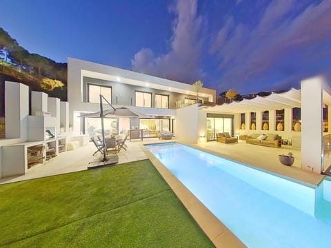 Garden, Swimming pool