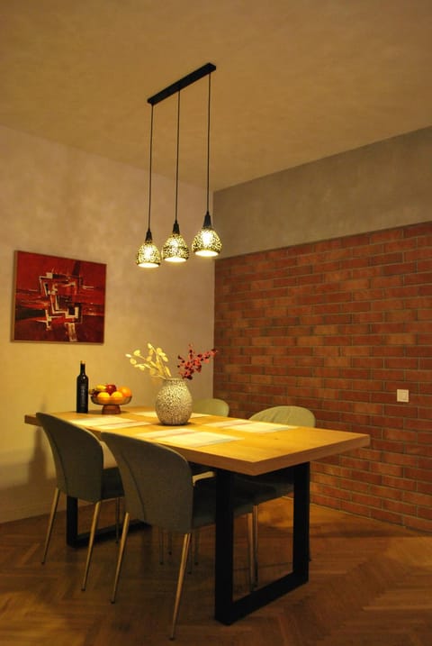 Living room, Dining area, Dinner