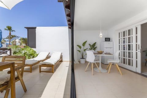 Sea view APT Puerto del Carmen Apartment in Puerto del Carmen