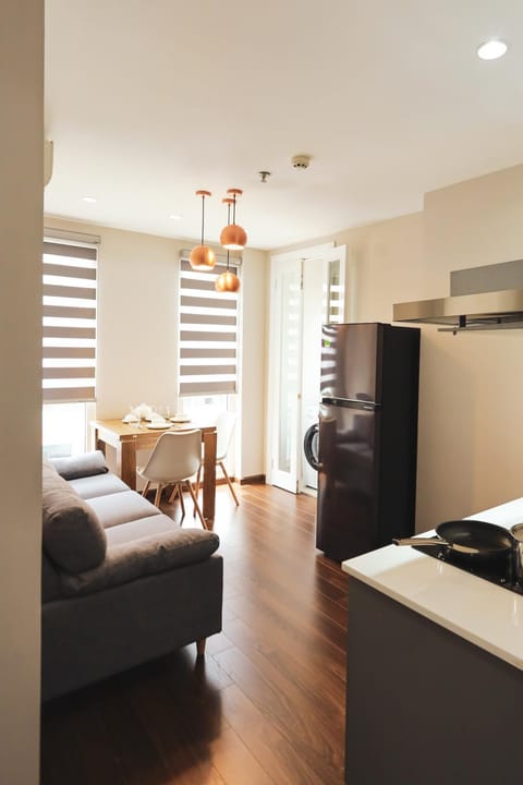 Living room, Dining area, washing machine, kitchen