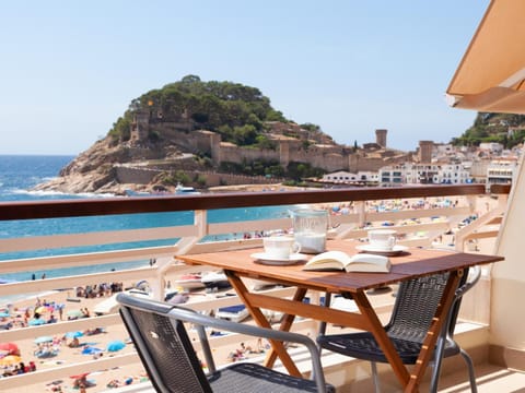 View (from property/room), Balcony/Terrace, Sea view