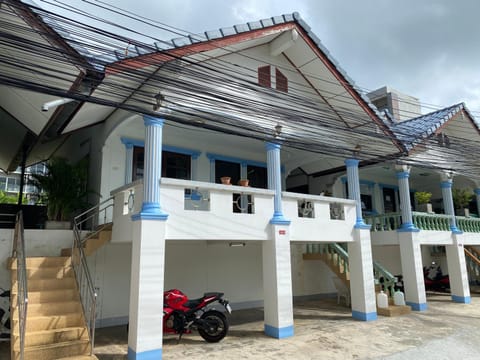 Property building, Facade/entrance