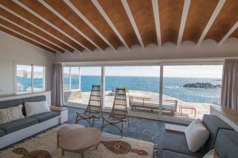 View (from property/room), Balcony/Terrace, Living room, Diving, Sea view, VIP