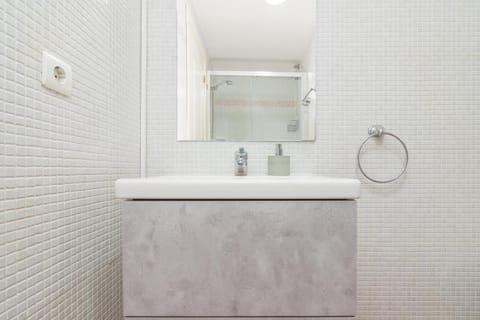 Precioso apartamento con habitacion separada en centro historico de Malaga Apartment in Malaga