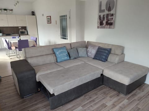 Bed, Living room, Seating area