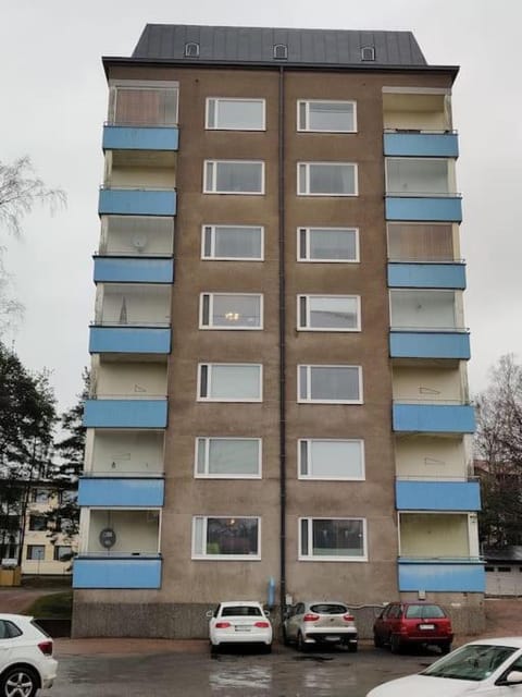 Property building, Day, Location