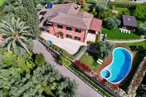 Property building, Bird's eye view