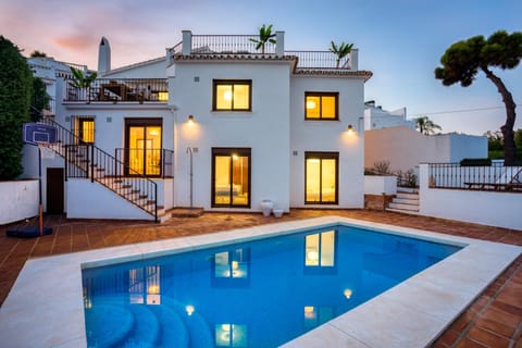 Other, Pool view