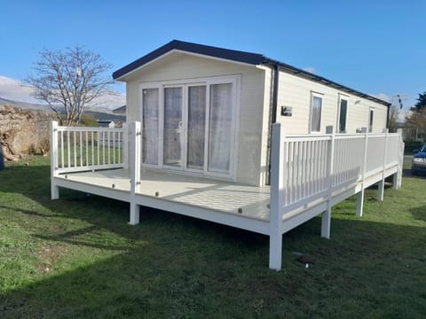 Beauview Brand New For 2023 Wi-Fi and Smart TV Campground/ 
RV Resort in Barrow-in-Furness District