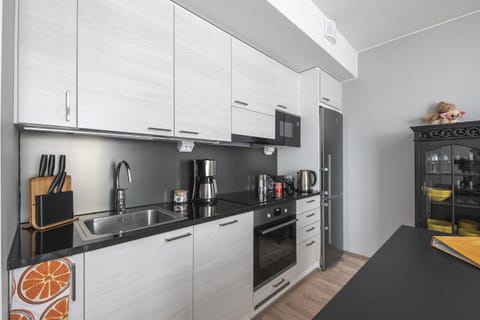 Coffee/tea facilities, Kitchen or kitchenette, dishwasher, oven, toaster