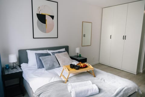 Bed, Photo of the whole room, Bedroom, towels, wardrobe