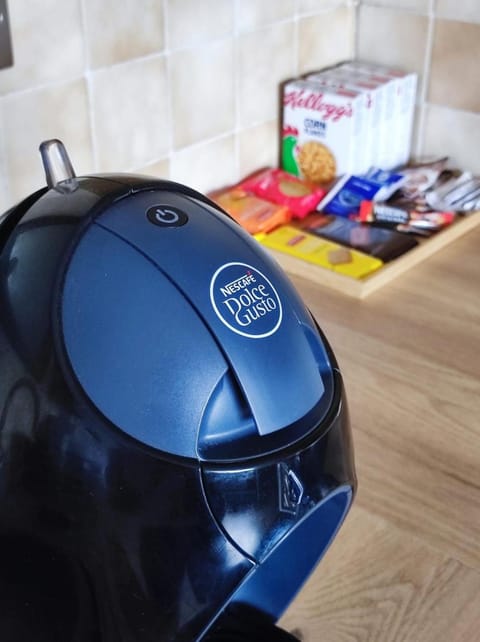 Spacious Bright Apt Walk to Beach - Dunluce Park 4 Apartment in Portrush