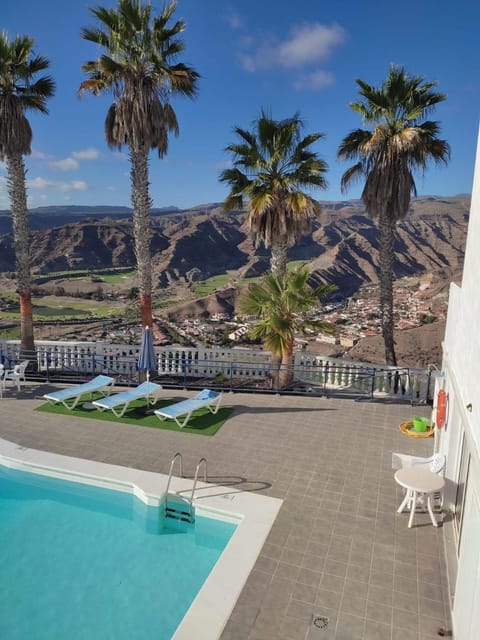 View (from property/room), Mountain view, Pool view