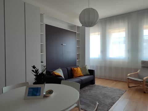 Living room, Photo of the whole room, Dining area, Certificate/Award