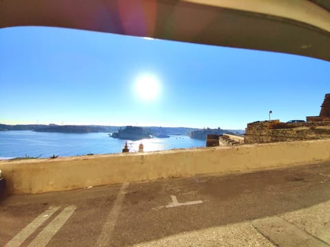 Nearby landmark, Day, Sea view, Street view