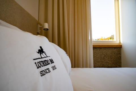 Logo/Certificate/Sign, Bedroom