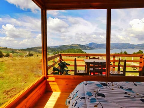 Bed, Natural landscape, View (from property/room), Balcony/Terrace, Bedroom, Mountain view