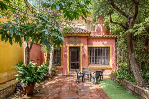 Property building, Garden, Garden view