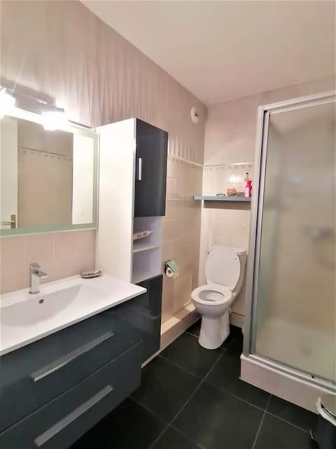 Palais Royal, plages à pied, centre St Raphael Apartment in Saint-Raphael