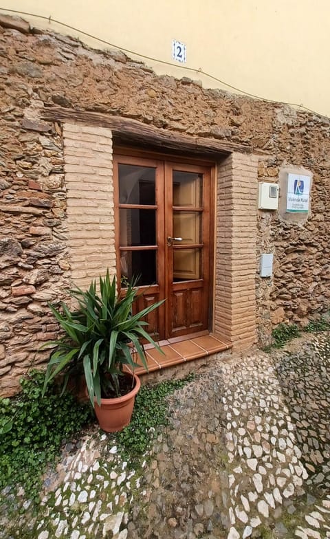Facade/entrance, Lobby or reception, Quiet street view