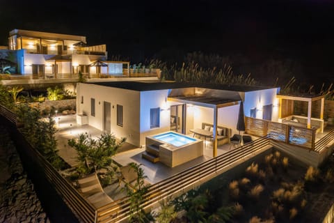 Property building, Night, Balcony/Terrace, Garden view
