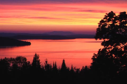 Eagle's Nest Chalet in Moosehead Lake