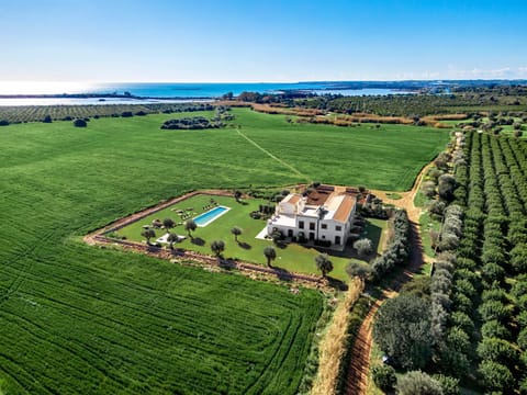 Property building, Nearby landmark, Spring, Day, Natural landscape, Bird's eye view, Garden, Garden view, Pool view, Sea view, Swimming pool