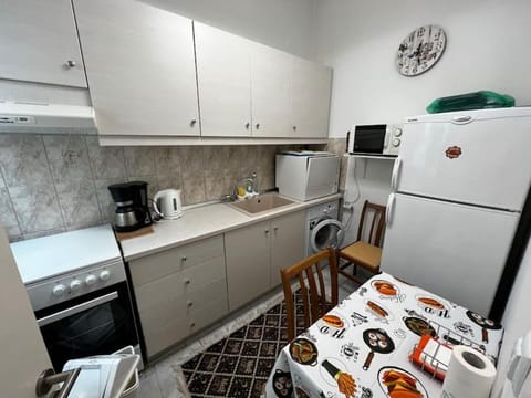 Your Home in the city center by GG Apartment in Alexandroupoli