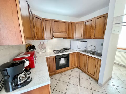 Kitchen or kitchenette, dishwasher, minibar, pet friendly, stove, toaster