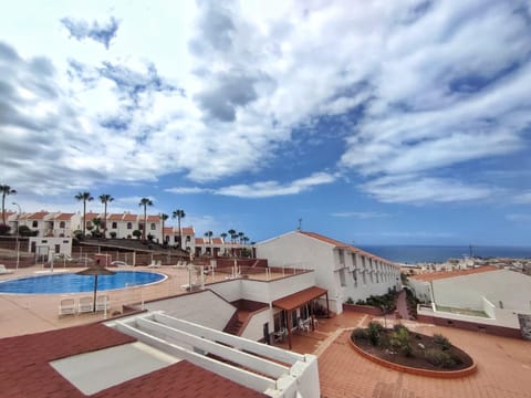 View (from property/room), Pool view, Sea view