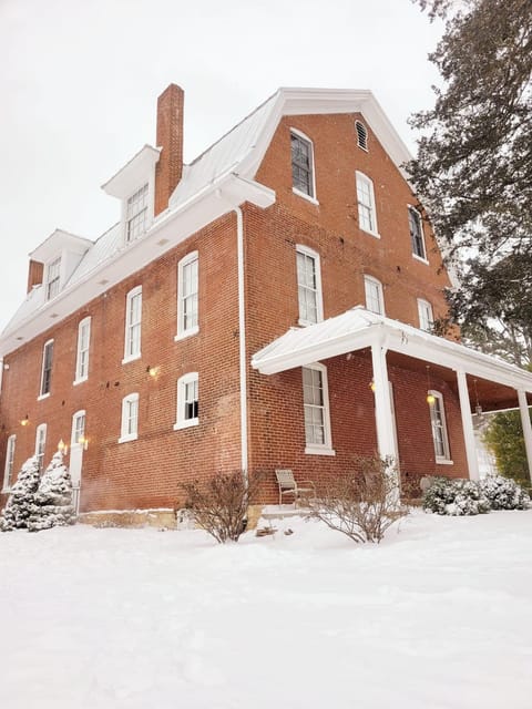 Property building, Winter