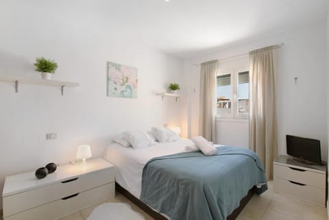 Living room, Bedroom
