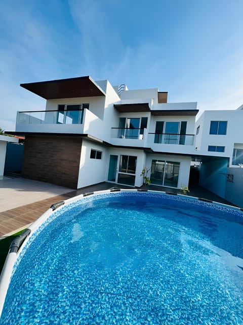 Property building, Pool view, Swimming pool