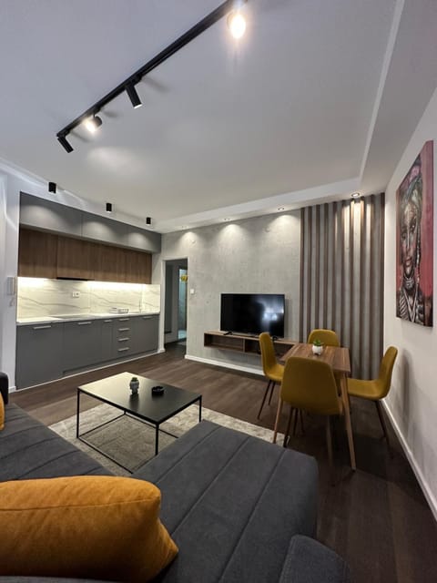 Communal lounge/ TV room, Living room, Seating area, internet, kitchen